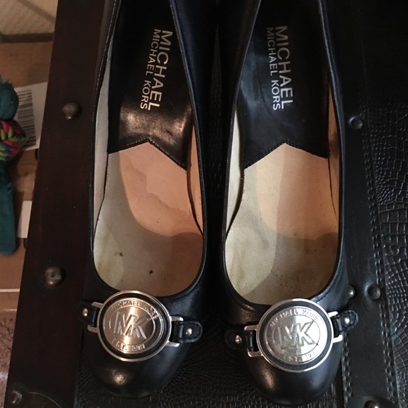 Michael Kors Heels size 7 - Picture 2 of 5